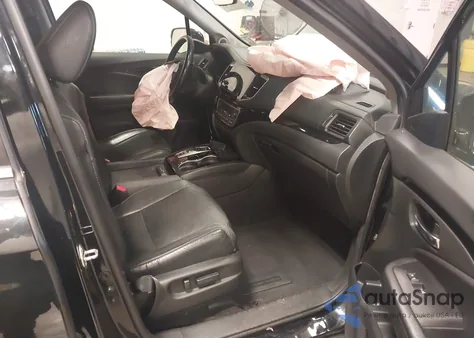 2019 Honda Pilot Elite z USA, uszkodzony, nr VIN 5FNYF6H05KB042998